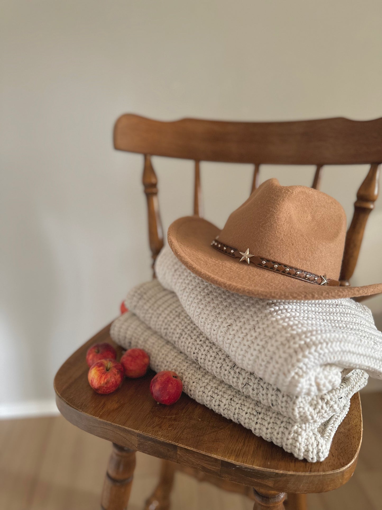 Cotton Knitted Sweater. Vanilla Fleck
