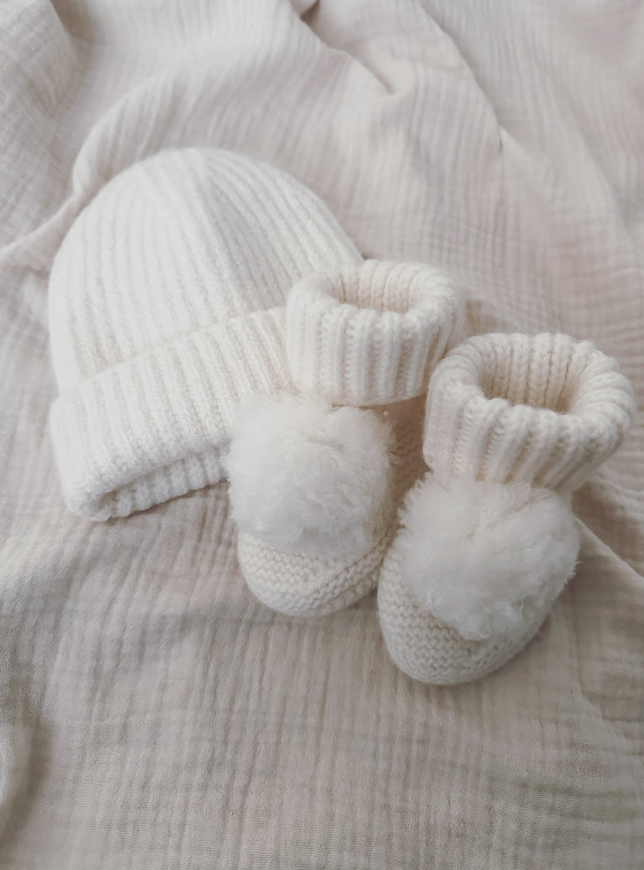 Merino Wool Baby Booties. Pom Pom. Off White